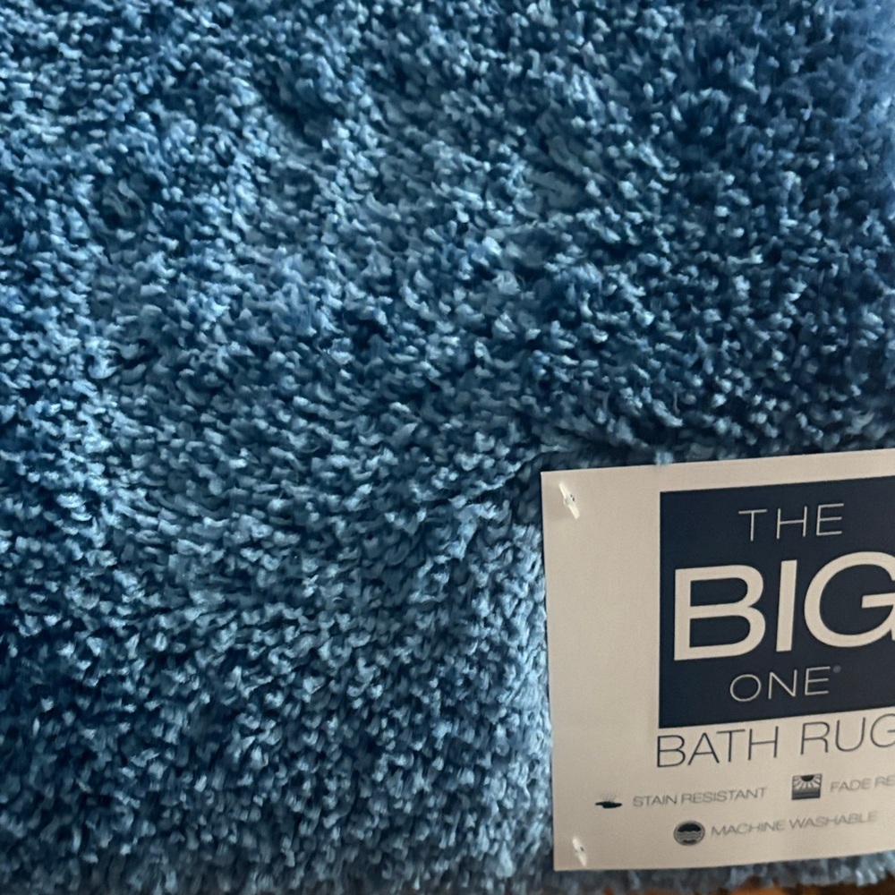The Big One Plush Blue Bath Mat